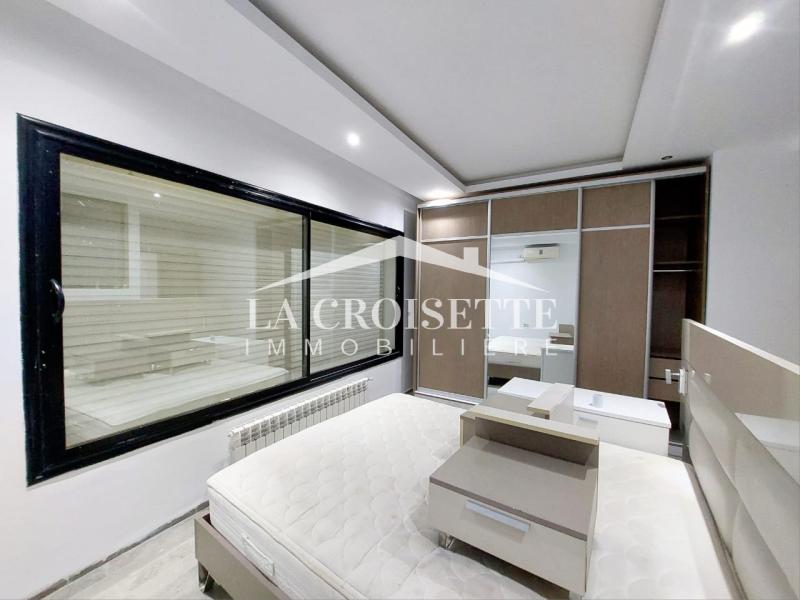 Villa S+4 avec piscine à Gammarth